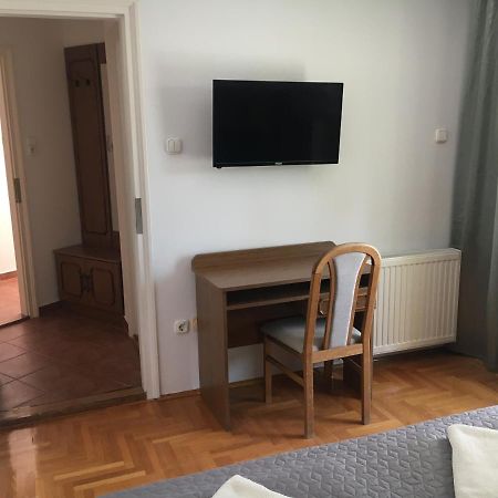 Center Apartmanhaz Hotel Hajdúszoboszló Eksteriør billede