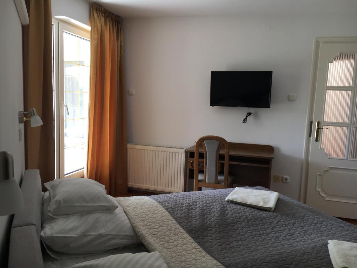 Center Apartmanhaz Hotel Hajdúszoboszló Eksteriør billede
